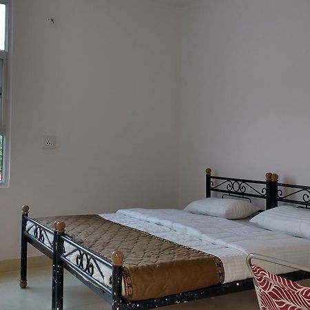 Club Awara Holiday Resort Manesar Exterior photo